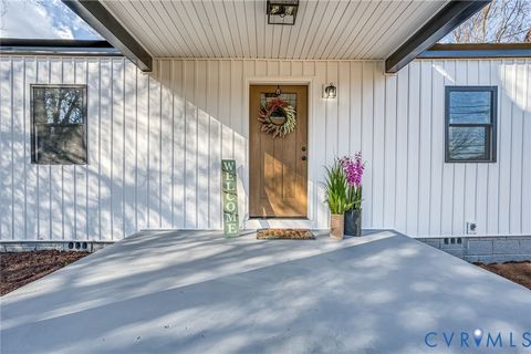 Tiny photo for 2509 Poplar Street, Hopewell, VA 23860 (MLS # 2600447)