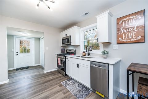 Tiny photo for 2509 Poplar Street, Hopewell, VA 23860 (MLS # 2600447)