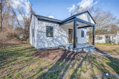 Tiny photo for 2509 Poplar Street, Hopewell, VA 23860 (MLS # 2600447)