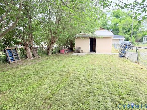 Tiny photo for 510 St Matthew Street, Petersburg, VA 23803 (MLS # 2611388)
