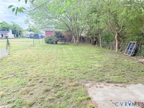 Tiny photo for 510 St Matthew Street, Petersburg, VA 23803 (MLS # 2611388)