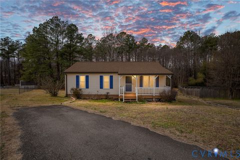Photo of 10303 W Aleberta Court, Chesterfield, VA 23832 (MLS # 2604697)