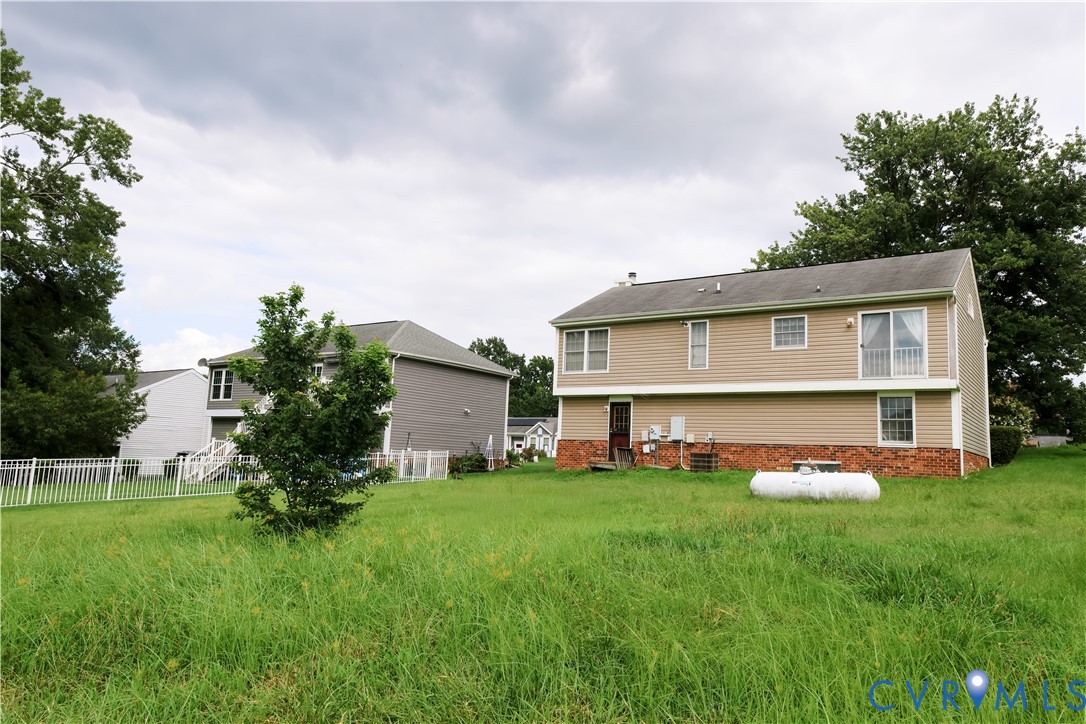 4116 Farm Creek Terrace