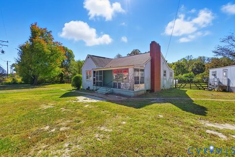 Photo of 9028 Perrymont Road, Chesterfield, VA 23237 (MLS # 2527692)