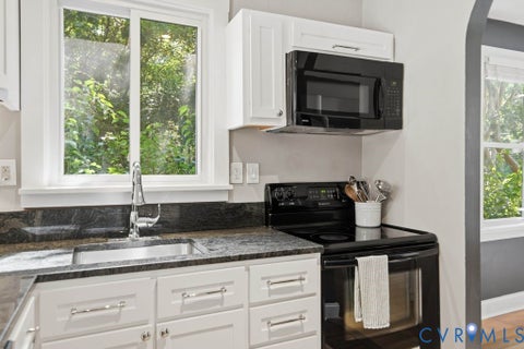 Tiny photo for 8409 Broadway Avenue, Henrico, VA 23228 (MLS # 2624806)