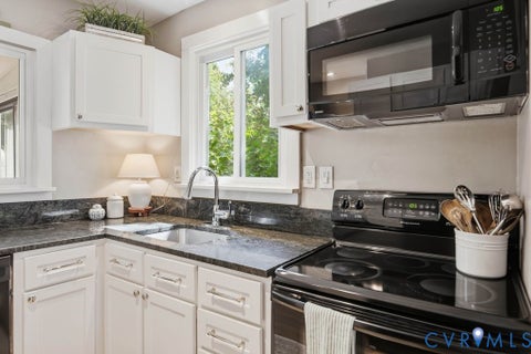 Tiny photo for 8409 Broadway Avenue, Henrico, VA 23228 (MLS # 2624806)