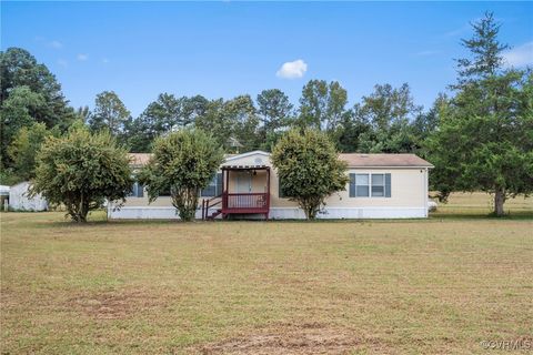 A home in Dinwiddie