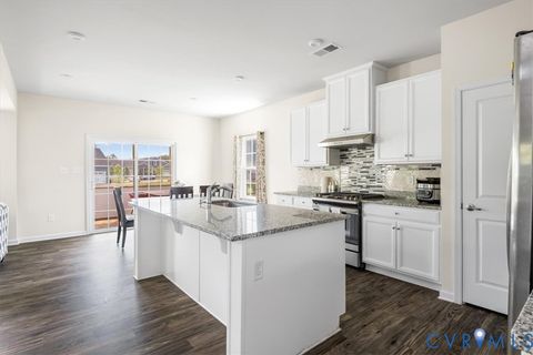 Tiny photo for 13507 Enon Oaks Place, Chester, VA 23836 (MLS # 2606833)