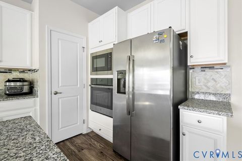 Tiny photo for 13507 Enon Oaks Place, Chester, VA 23836 (MLS # 2606833)