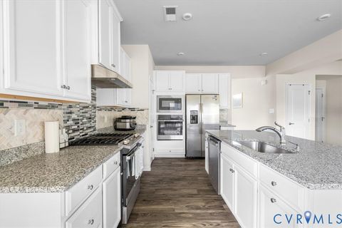 Tiny photo for 13507 Enon Oaks Place, Chester, VA 23836 (MLS # 2606833)