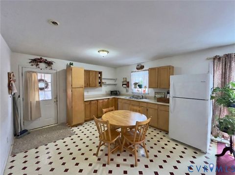 Tiny photo for 275 Reams Road, South Prince George, VA 23805 (MLS # 2532783)