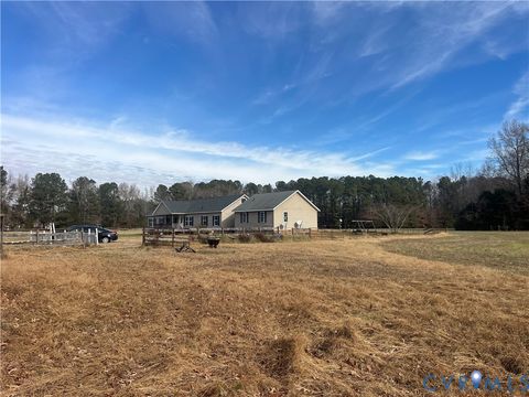 Tiny photo for 275 Reams Road, South Prince George, VA 23805 (MLS # 2532783)