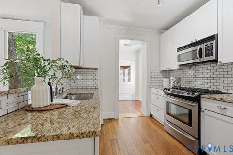 Tiny photo for 3205 Hanover Avenue, Richmond, VA 23221 (MLS # 2627039)