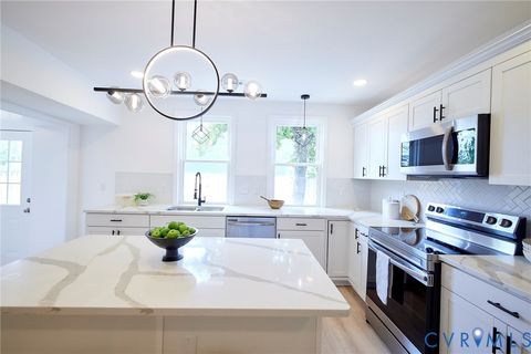 Tiny photo for 3103 Q St ST, Richmond, VA 23223 (MLS # 2610192)