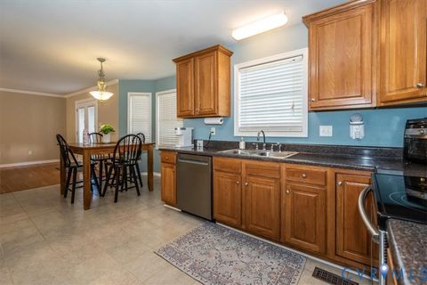 Tiny photo for 101 Brijidan Lane, Colonial Heights, VA 23834 (MLS # 2527366)