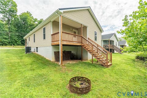 Tiny photo for 2357 Layne Street, Farmville, VA 23901 (MLS # 2616598)