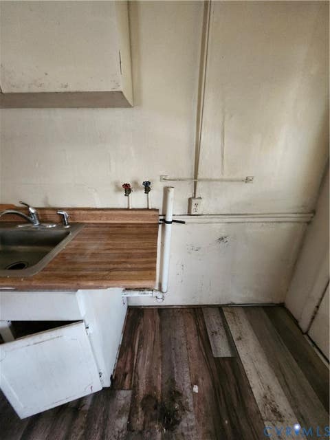 Tiny photo for 2101 Rose Avenue, Richmond, VA 23222 (MLS # 2620491)