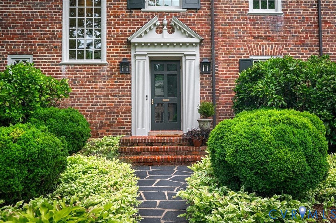 15 Roslyn Road