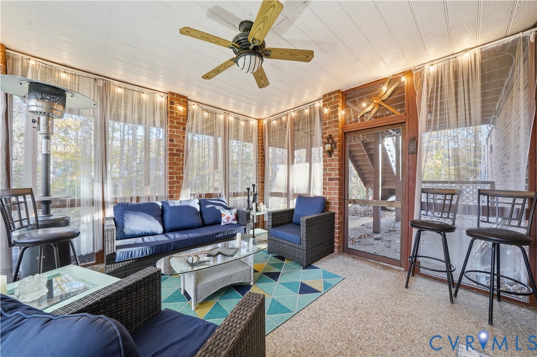 13805 Beechwood Point Circle