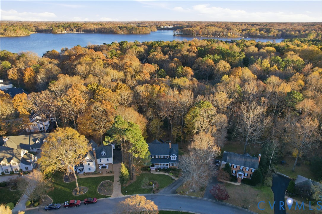 13805 Beechwood Point Circle