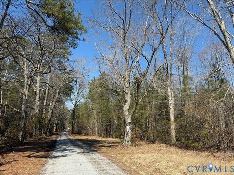 Photo of 0 Walnut Acres Lane, Hudgins, VA 23076 (MLS # 2605147)