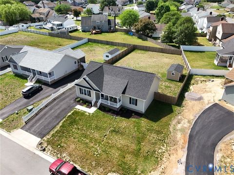 Tiny photo for 330 Pinecliffe Drive, Colonial Heights, VA 23834 (MLS # 2611439)