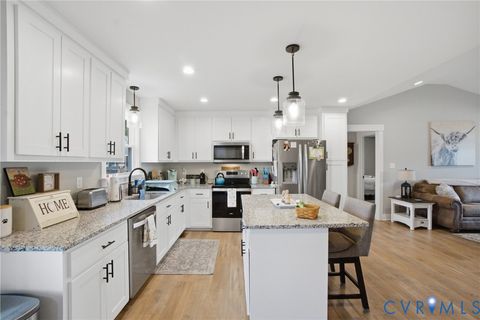 Tiny photo for 330 Pinecliffe Drive, Colonial Heights, VA 23834 (MLS # 2611439)