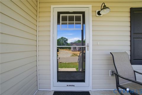 Tiny photo for 330 Pinecliffe Drive, Colonial Heights, VA 23834 (MLS # 2611439)