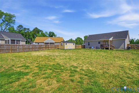 Tiny photo for 330 Pinecliffe Drive, Colonial Heights, VA 23834 (MLS # 2611439)