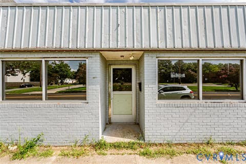 Tiny photo for 3004 Hull Street, Richmond, VA 23224 (MLS # 2622333)