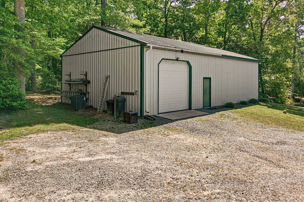 390 Captains Point Lane