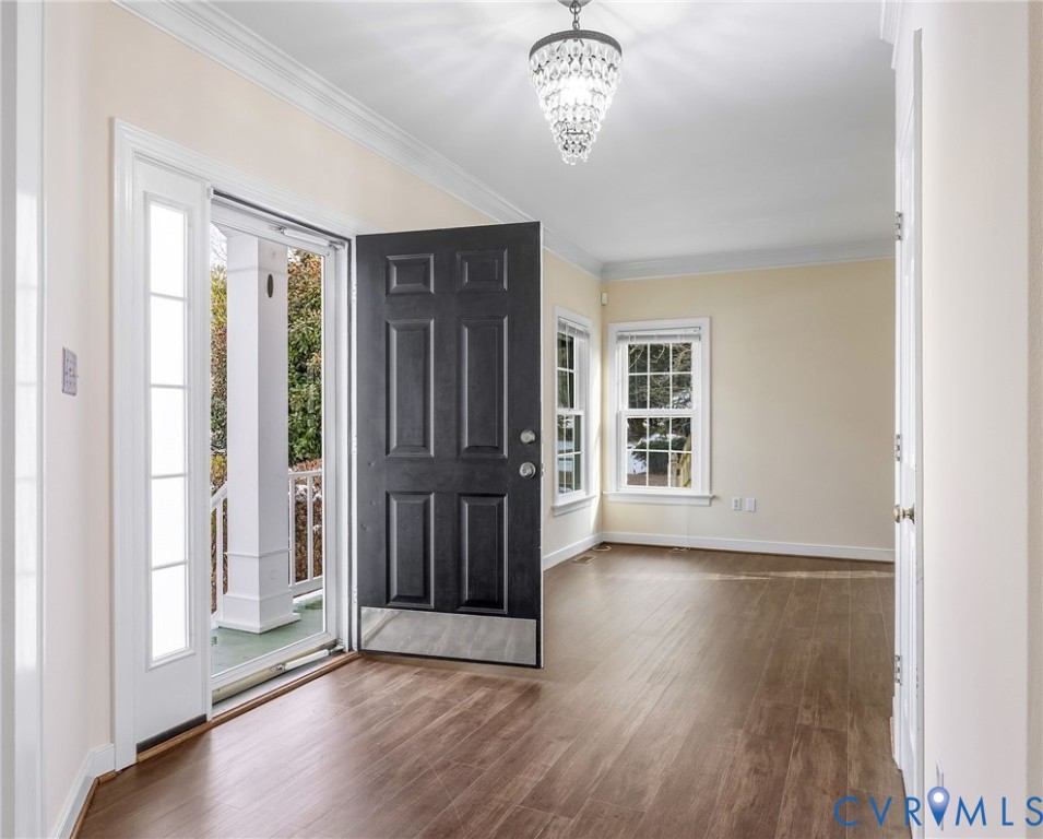 11105 Glen Hollow Court