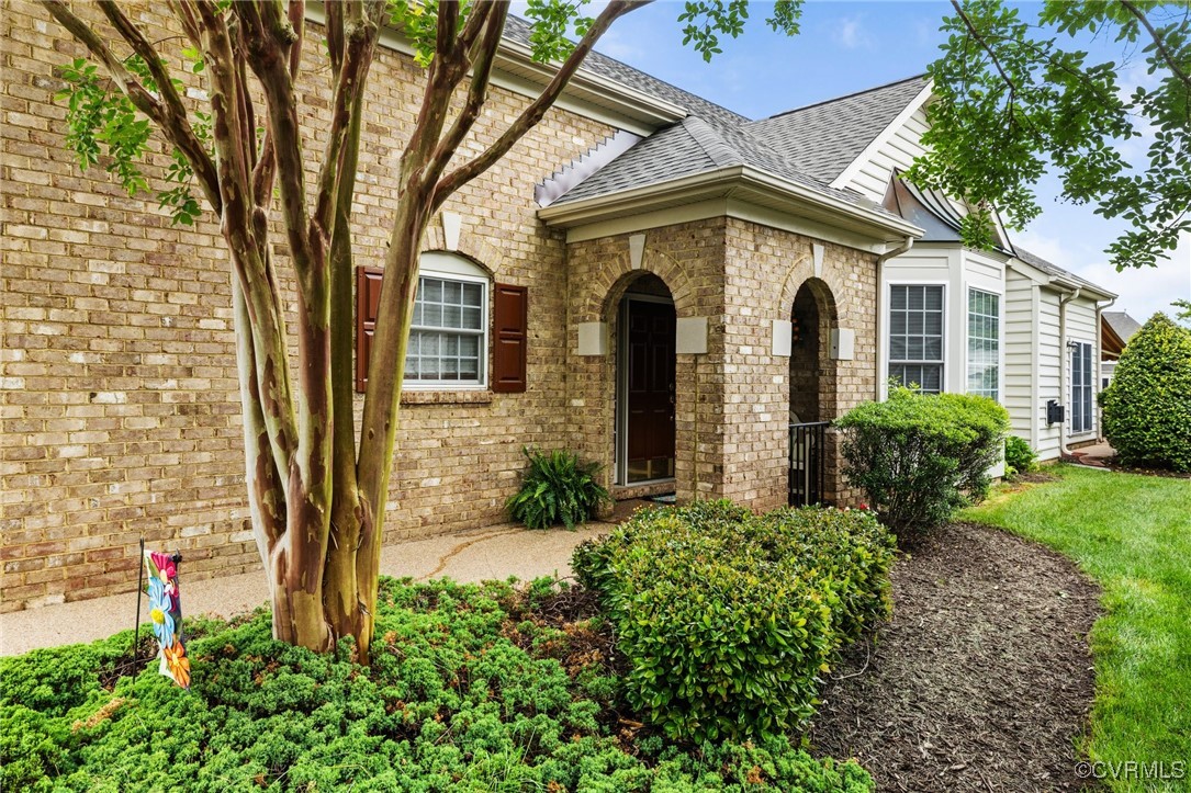 906 Nicolay Place