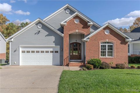 A home in Colonial Heights