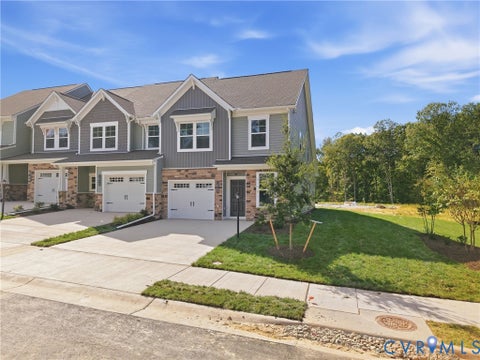 Photo of 18783 Palisades Ridge, Moseley, VA 23120 (MLS # 2626839)