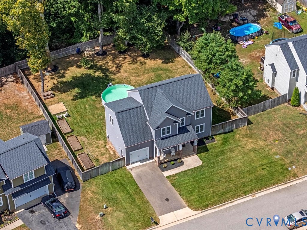 5913 Autumnleaf Drive