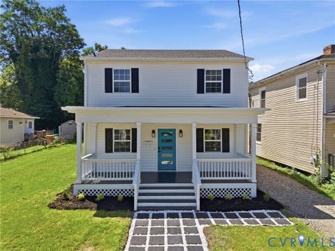 Photo of 18 Mars Street, Petersburg, VA 23803 (MLS # 2615361)