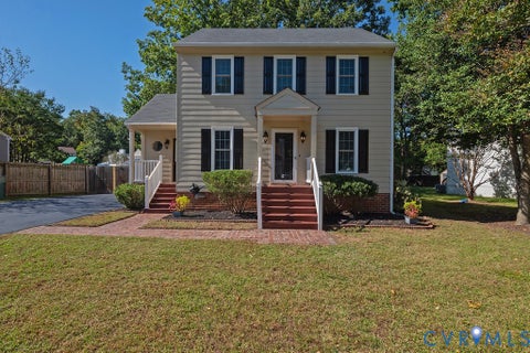 Photo of 1335 Berrymeade Avenue, Glen Allen, VA 23060 (MLS # 2627636)