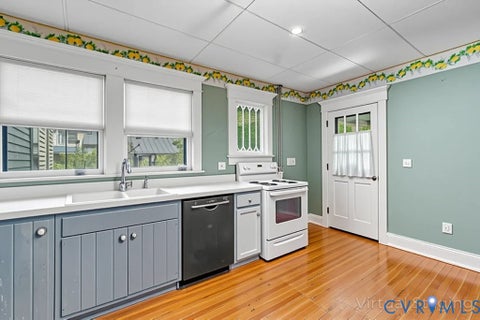 Tiny photo for 218 Fleeton Point Circle Cir, Reedville, VA 22539 (MLS # 2629325)