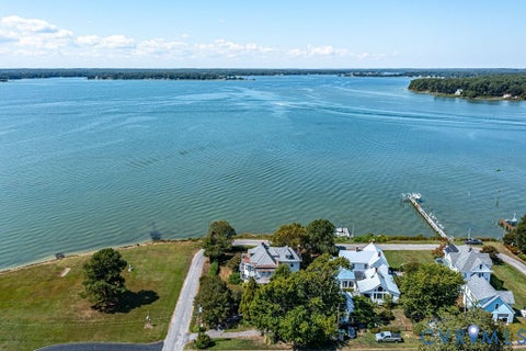 Tiny photo for 218 Fleeton Point Circle Cir, Reedville, VA 22539 (MLS # 2629325)