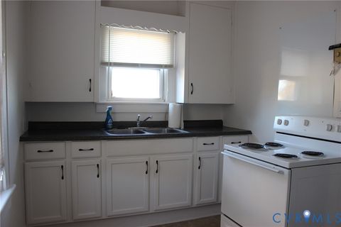 Tiny photo for 706 Floral Avenue, Colonial Heights, VA 23834 (MLS # 2533053)