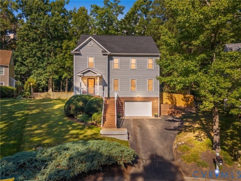 Photo of 1414 Walton Bluff Terrace, Chesterfield, VA 23114 (MLS # 2618526)