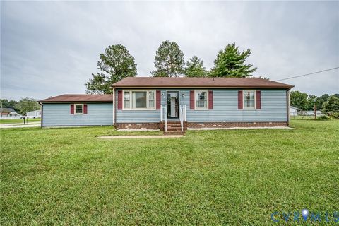 Photo of 11308 Walton Lake Road, Disputanta, VA 23842 (MLS # 2527633)