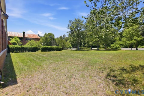 Tiny photo for 11152 Cross County Road, Mineral, VA 23117 (MLS # 2627635)