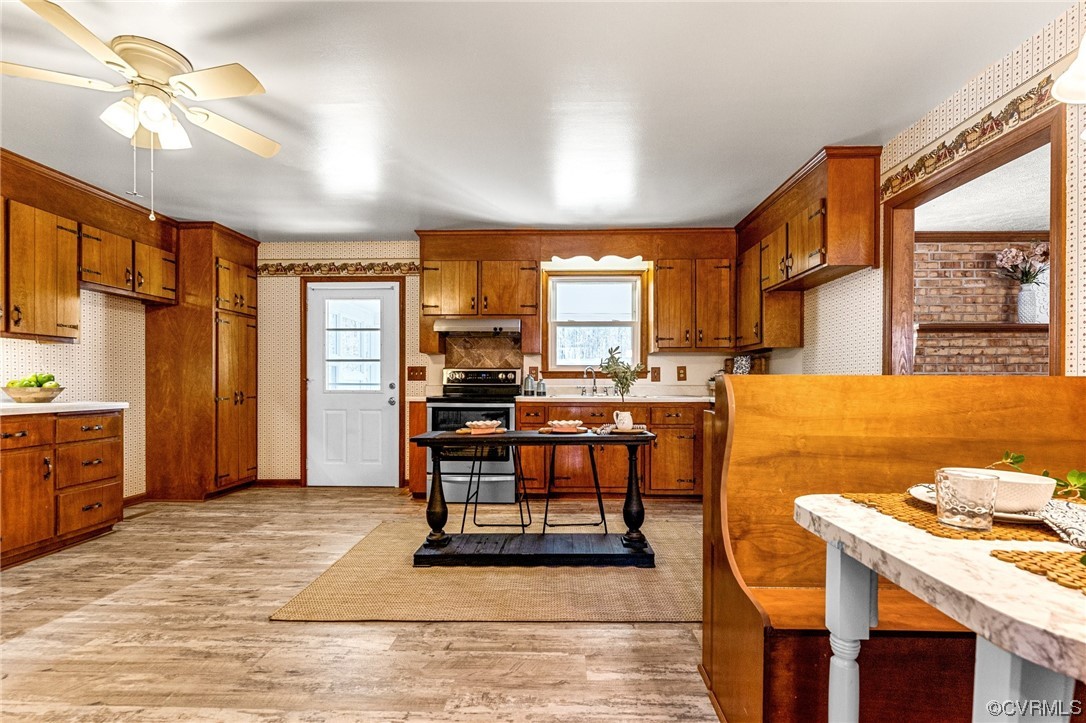 Photo 16 of 49 of 17543 Le Master Road house