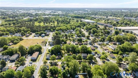 Tiny photo for 2323 Courtney Avenue, Norfolk, VA 23504 (MLS # 2610905)