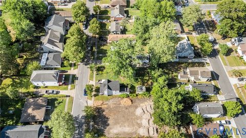 Tiny photo for 2323 Courtney Avenue, Norfolk, VA 23504 (MLS # 2610905)
