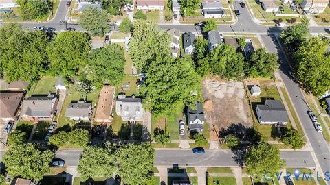 Tiny photo for 2323 Courtney Avenue, Norfolk, VA 23504 (MLS # 2610905)