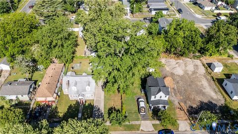 Tiny photo for 2323 Courtney Avenue, Norfolk, VA 23504 (MLS # 2610905)
