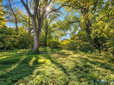 Tiny photo for 844 Gladstone Street, Petersburg, VA 23803 (MLS # 2629356)